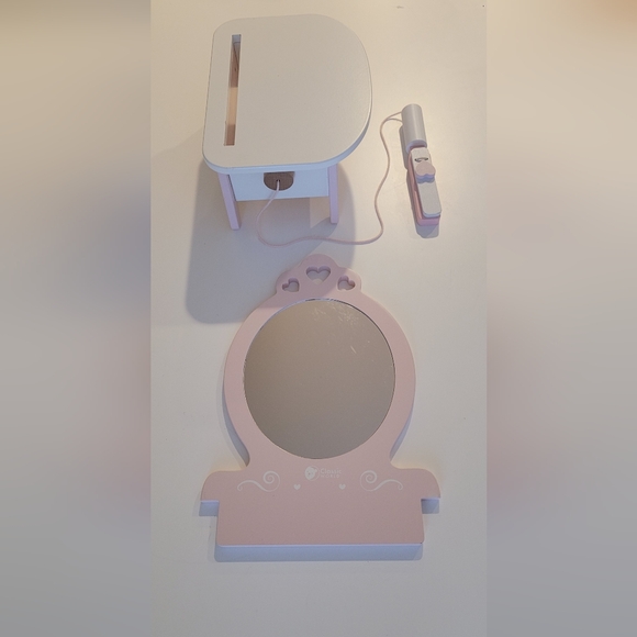 CLASSIC WORLD pretend play mirror for toddler girls - Picture 6 of 7